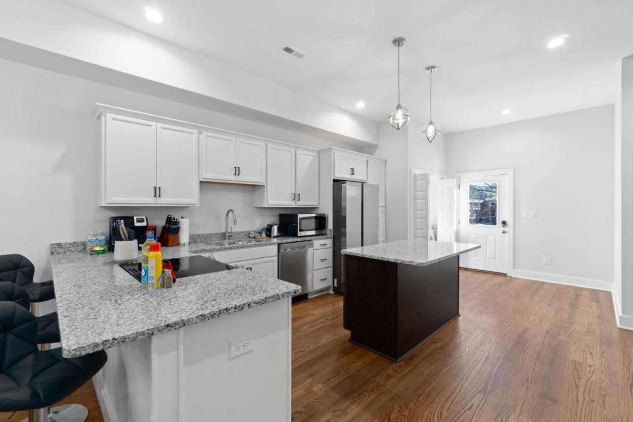 Villa Rebecca'S Downtown Luxury Living Clarksville Exterior foto